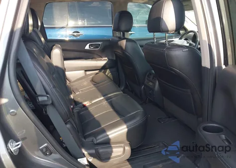 2017 Nissan Pathfinder Sl z USA, uszkodzony, nr VIN 5N1DR2MM7HC604179